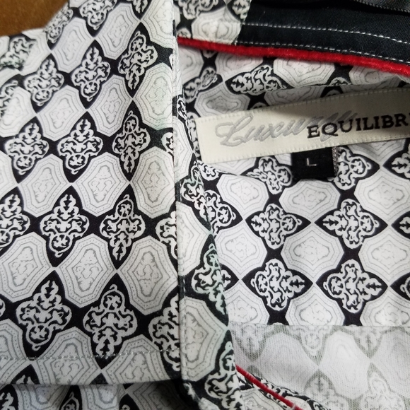 Equilibrium long sleeve button down shirt. Size L - Picture 8 of 9